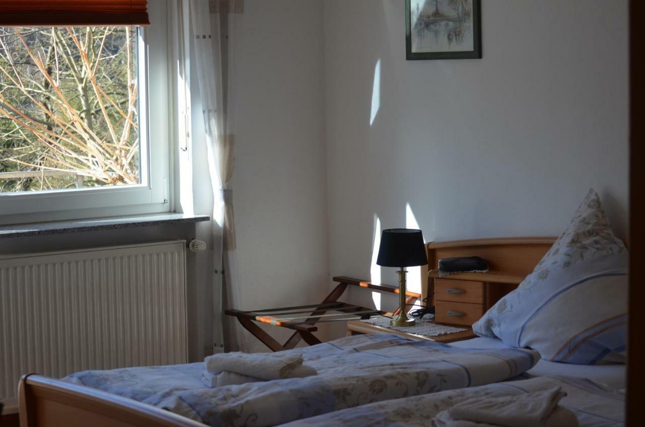 Willa Weingut Sauer-Kettermann Enkirch Zewnętrze zdjęcie