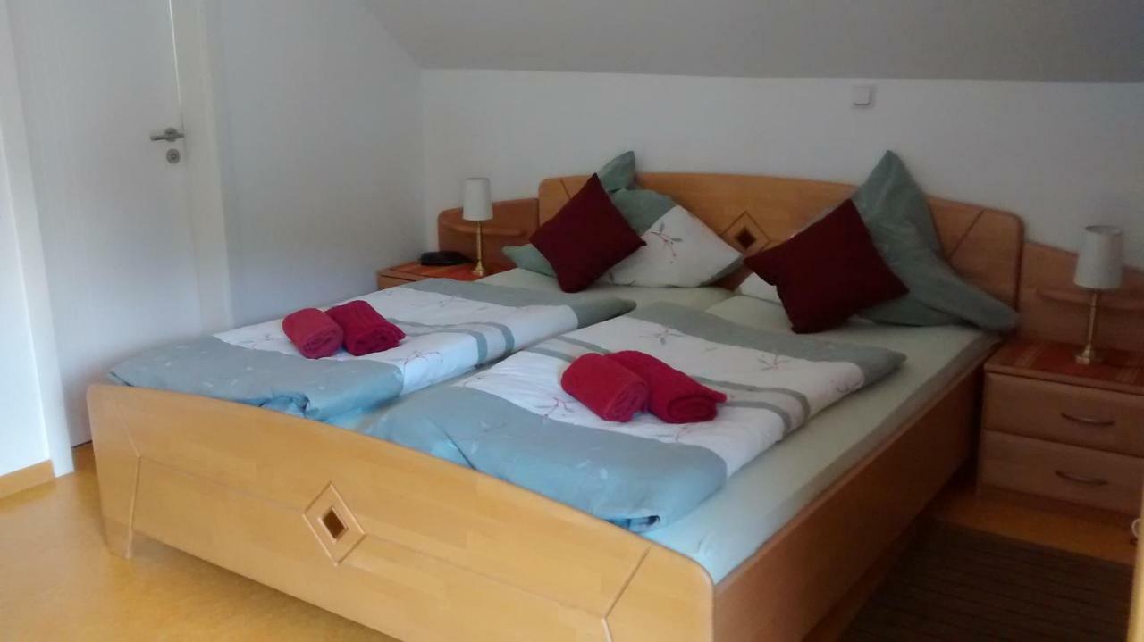Willa Weingut Sauer-Kettermann Enkirch Zewnętrze zdjęcie